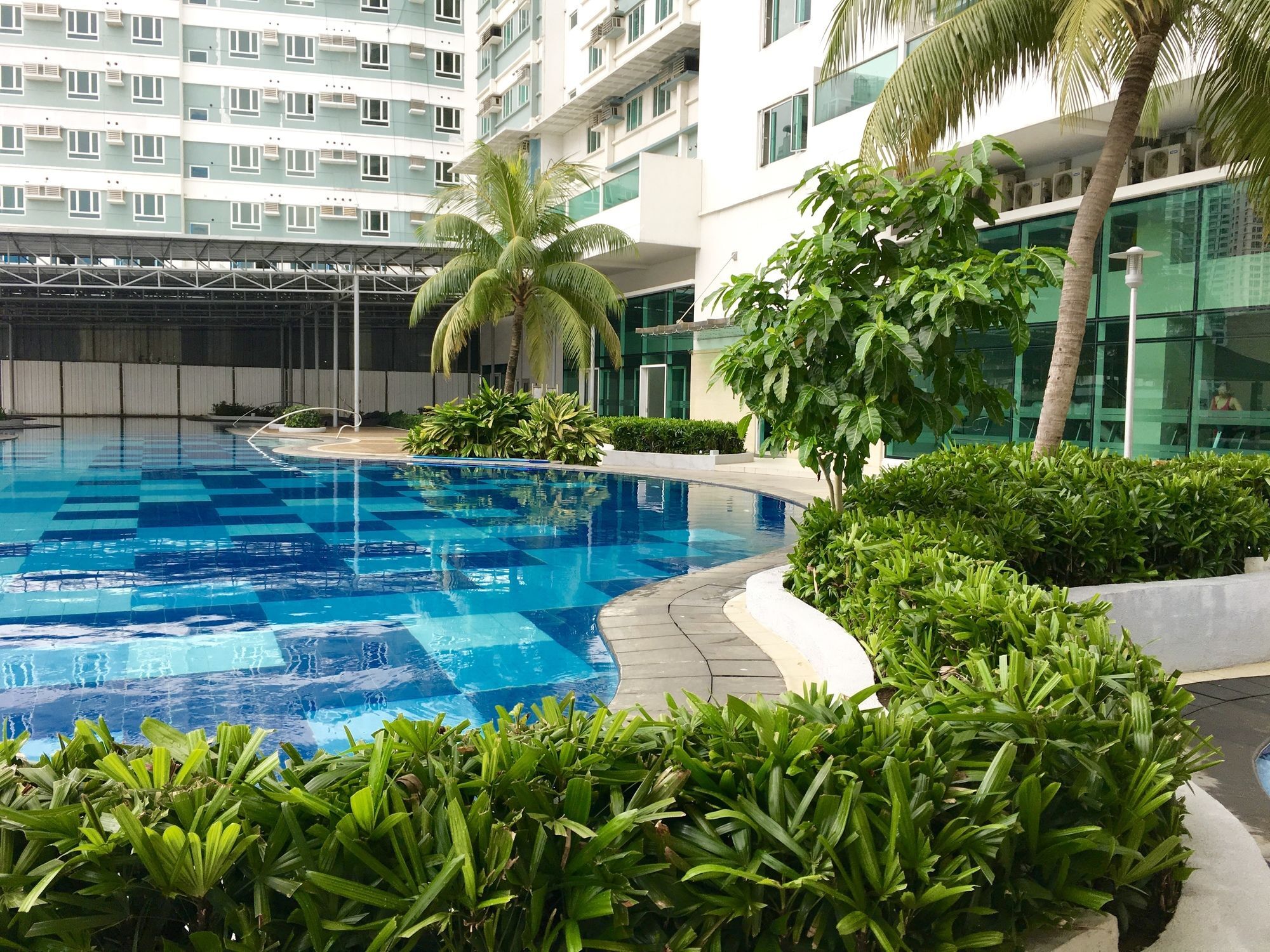 The Beacon Serviced Residences Makati City Екстер'єр фото