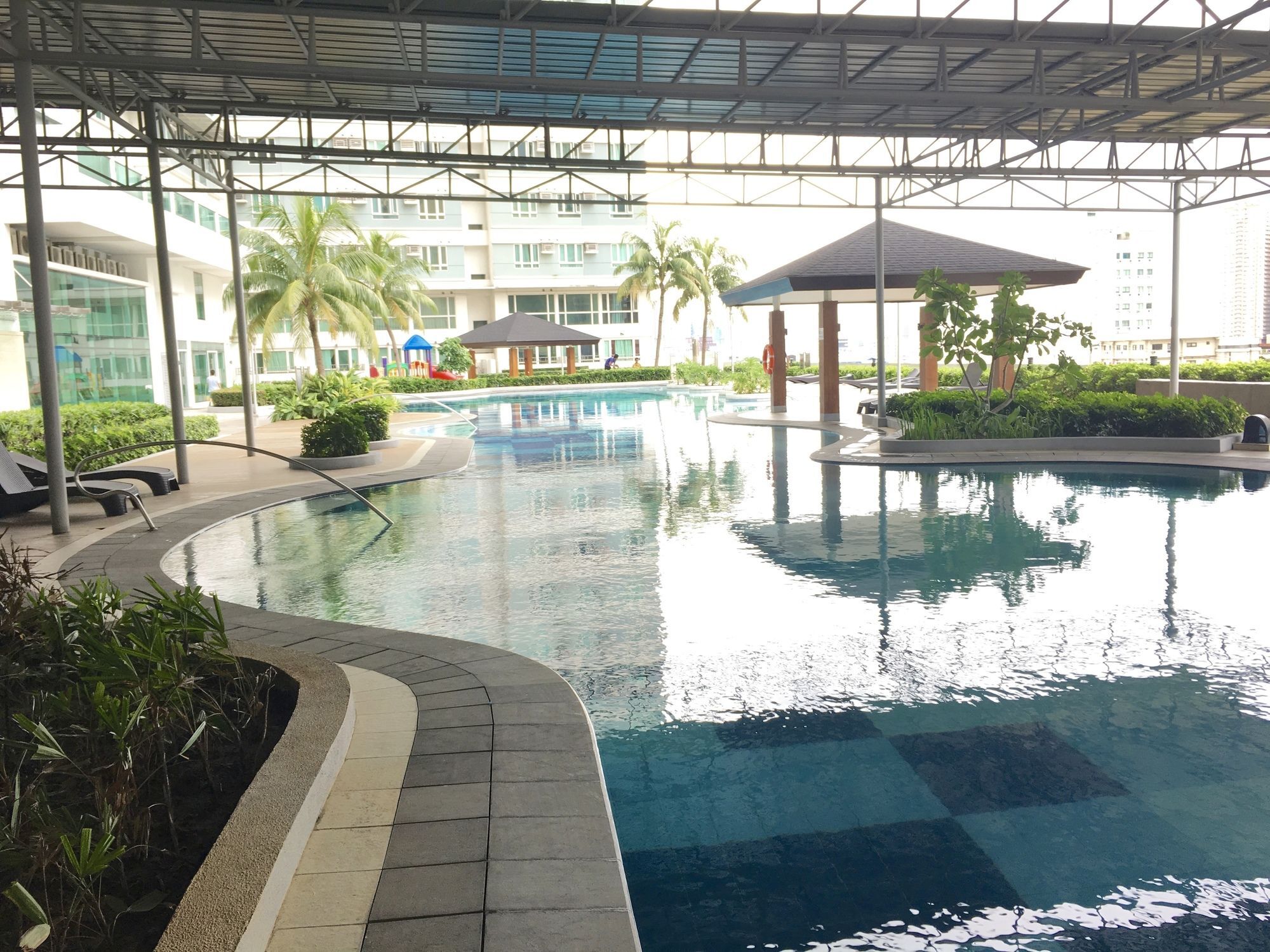 The Beacon Serviced Residences Makati City Екстер'єр фото